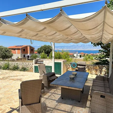 Holiday home Artano Vir